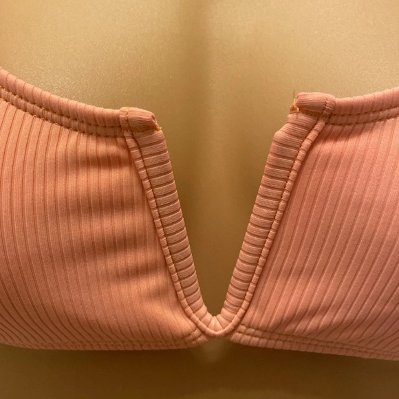Peach Ribbed V-Center Bikini Top - Picture 5 of 15